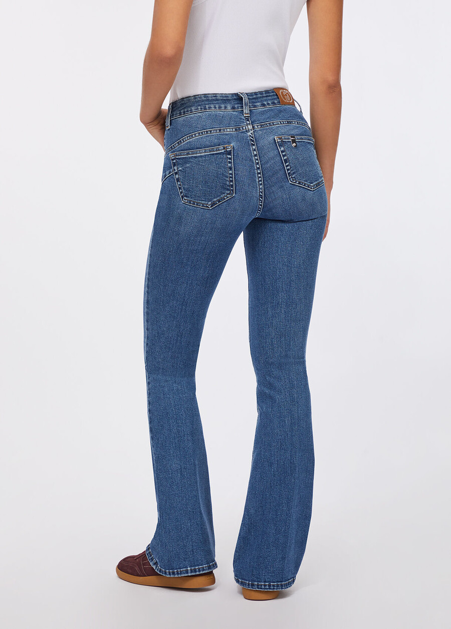 jeans svasati a vita alta