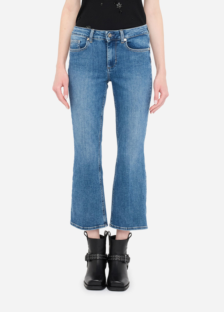 jeans svasati corti
