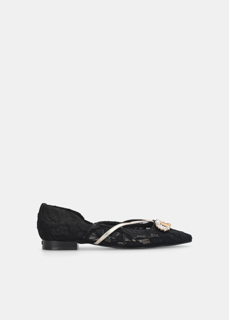 ballerine in pizzo con logo gioiello