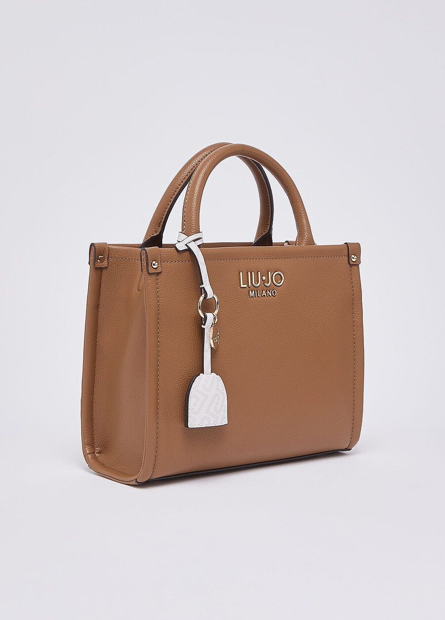 piccola borsa con ciondolo