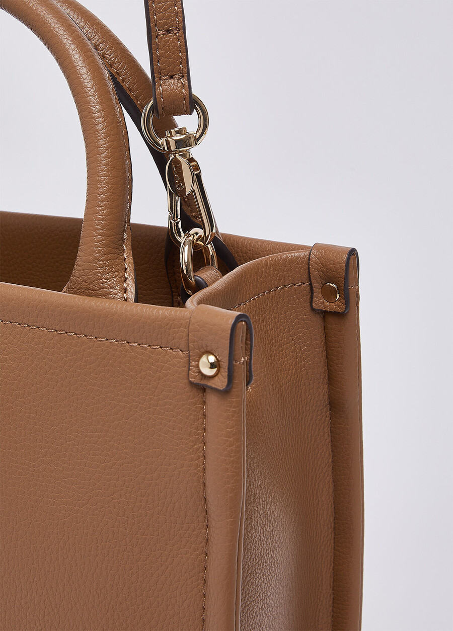 piccola borsa con ciondolo