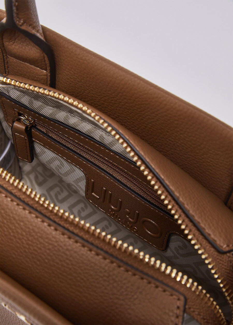 piccola borsa con ciondolo