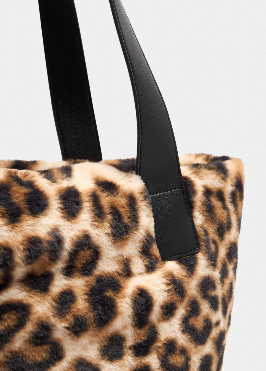 borsa hobo grande in pelliccia sintetica