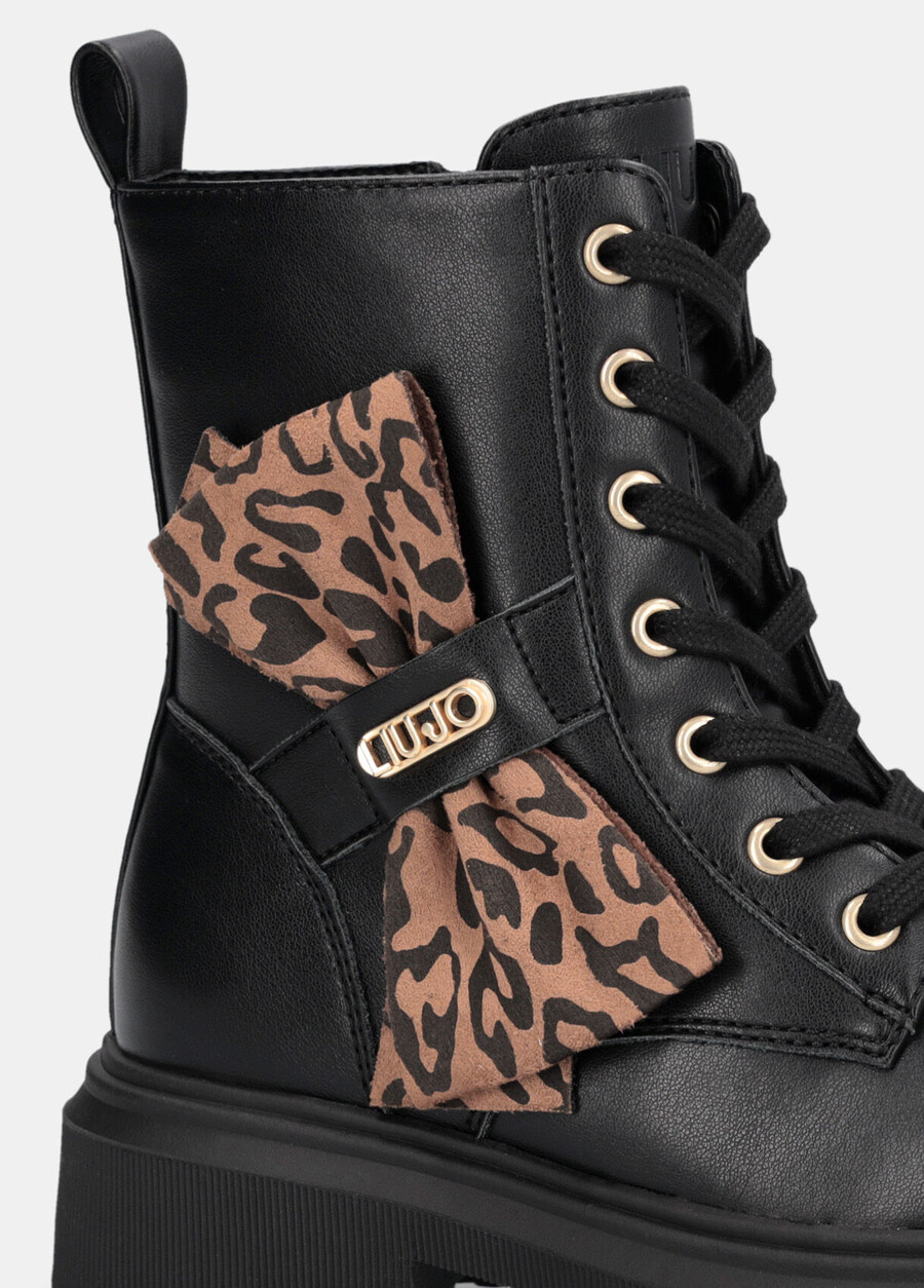 anfibi con fiocco animalier