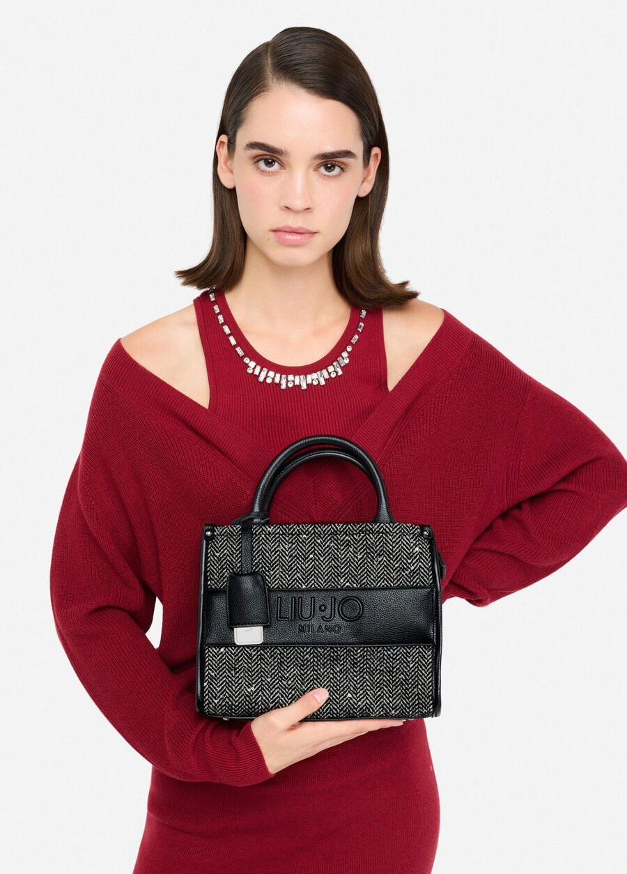 piccola borsa con paillettes