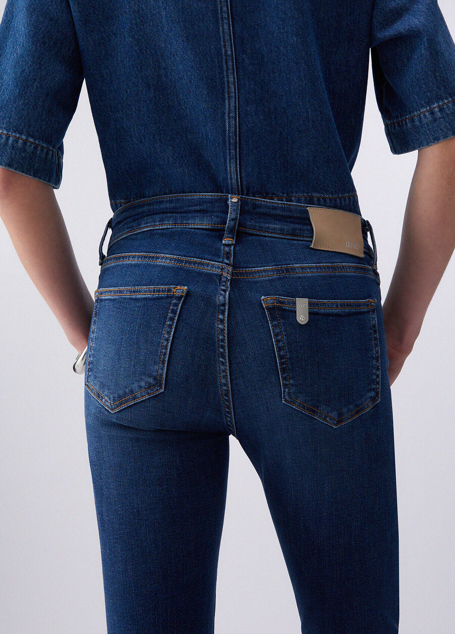 jeans attillati