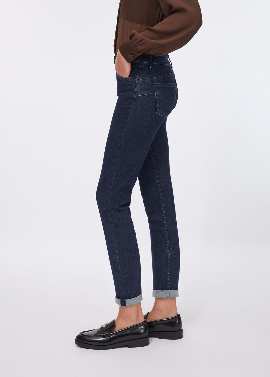 jeans skinny con risvolti