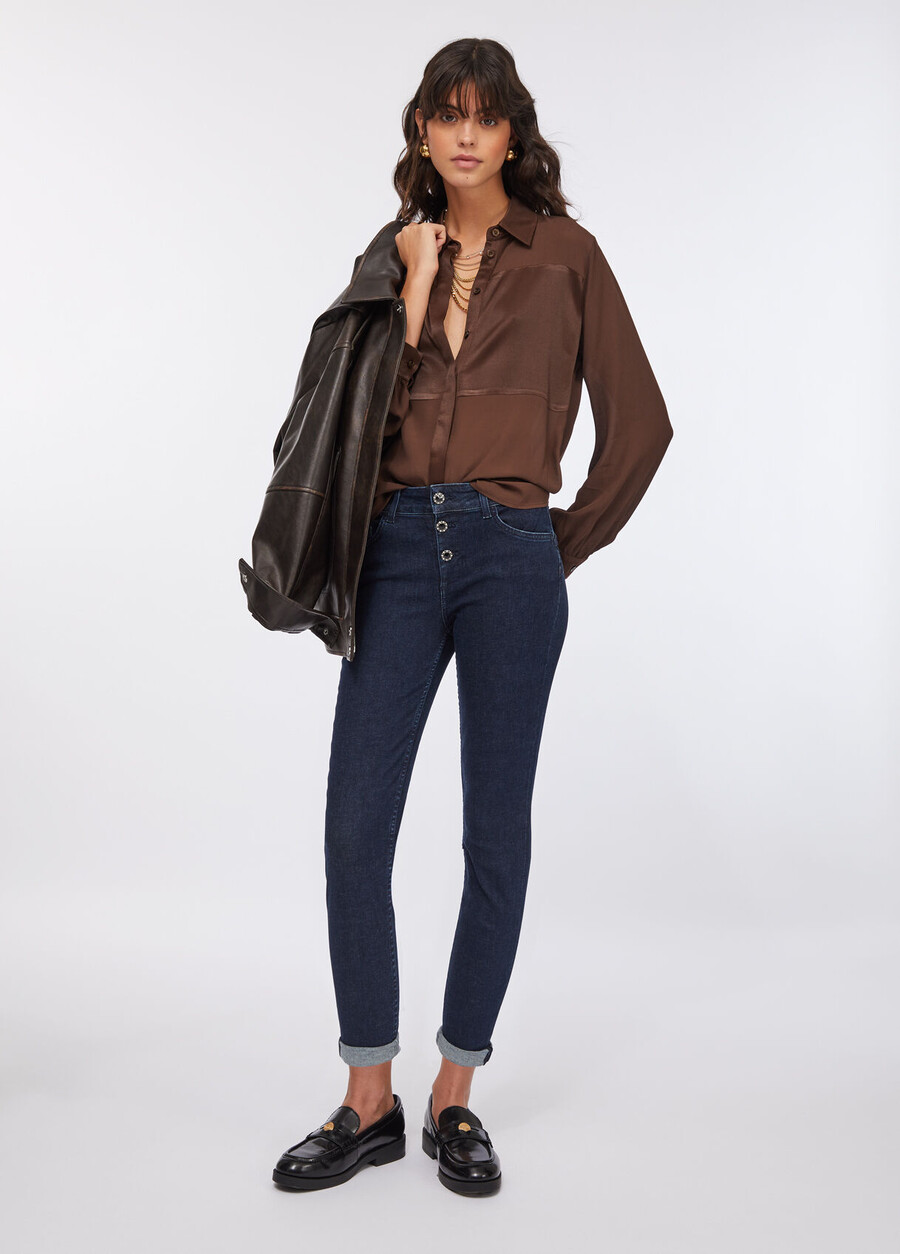 jeans skinny con risvolti