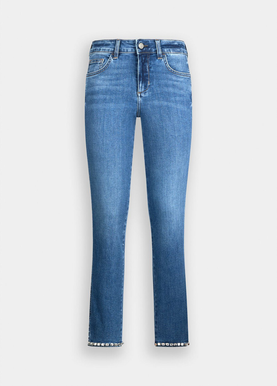 jeans skinny dal basso verso lalto