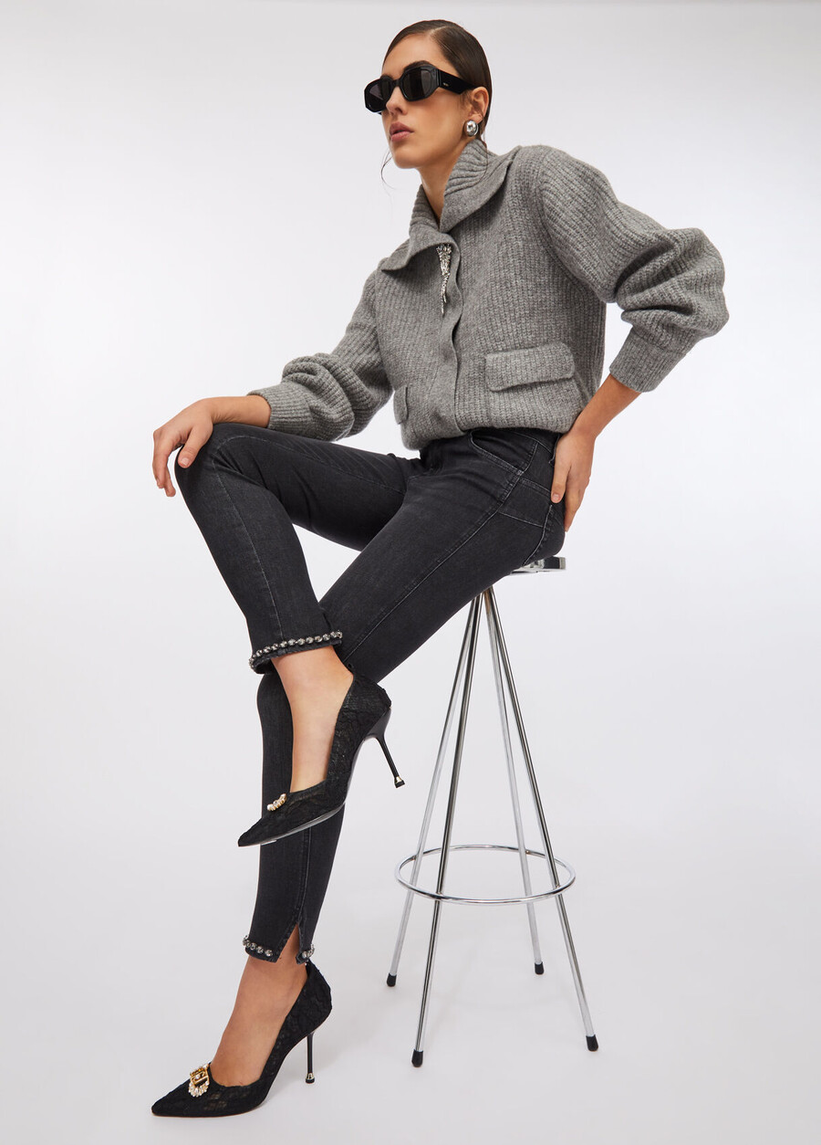 jeans skinny dal basso verso lalto