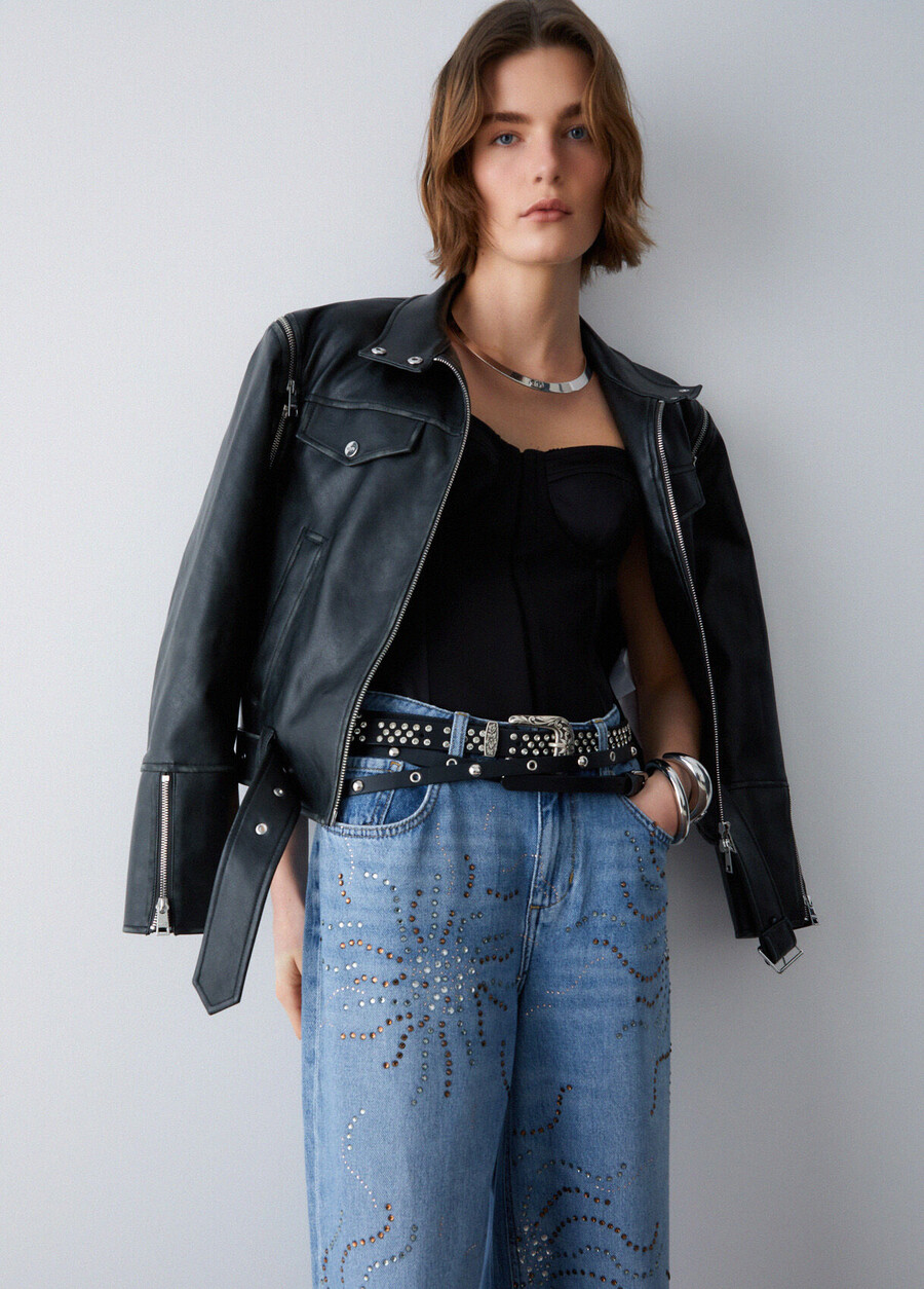 jeans a gamba dritta con strass