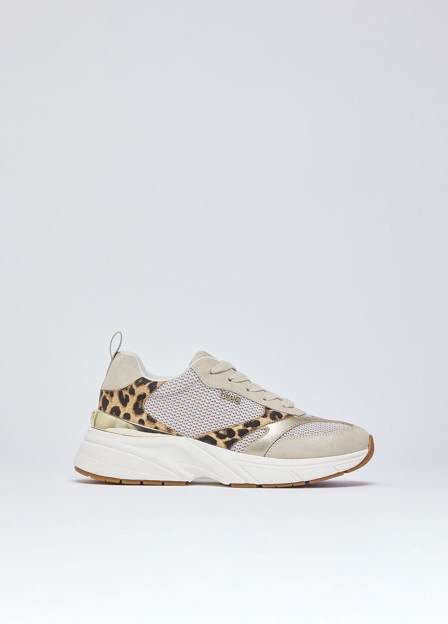 sneakers con dettagli animalier