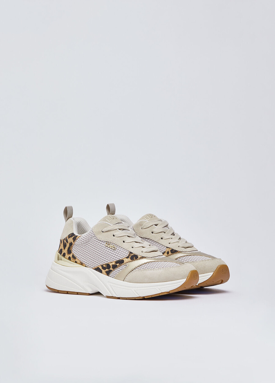 sneakers con dettagli animalier
